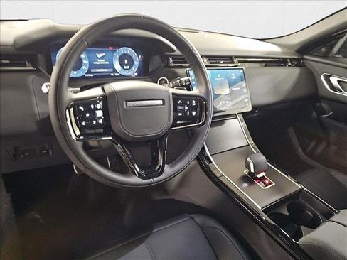 New 2026 Land Rover Range Rover Velar Dynamic SE image 15