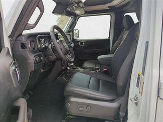 New 2025 Jeep Wrangler Unlimited Rubicon 392 video 4