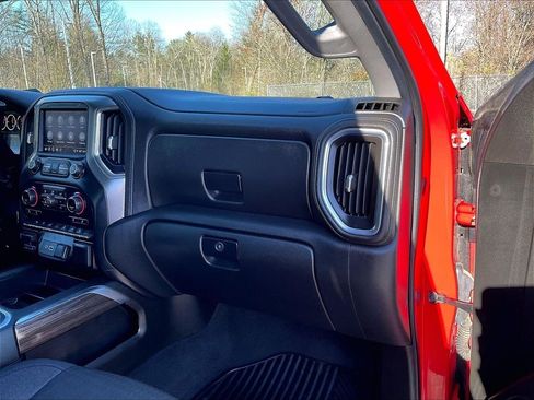 Used 2021 Chevrolet Silverado 1500 LT Trail Boss w/ Convenience Package II AWD/4WD image 13