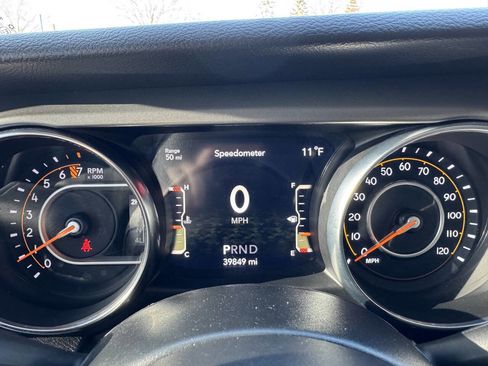 Used 2022 Jeep Wrangler Unlimited Willys image 20