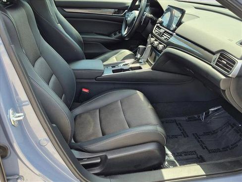 Used 2022 Honda Accord Sport image 17