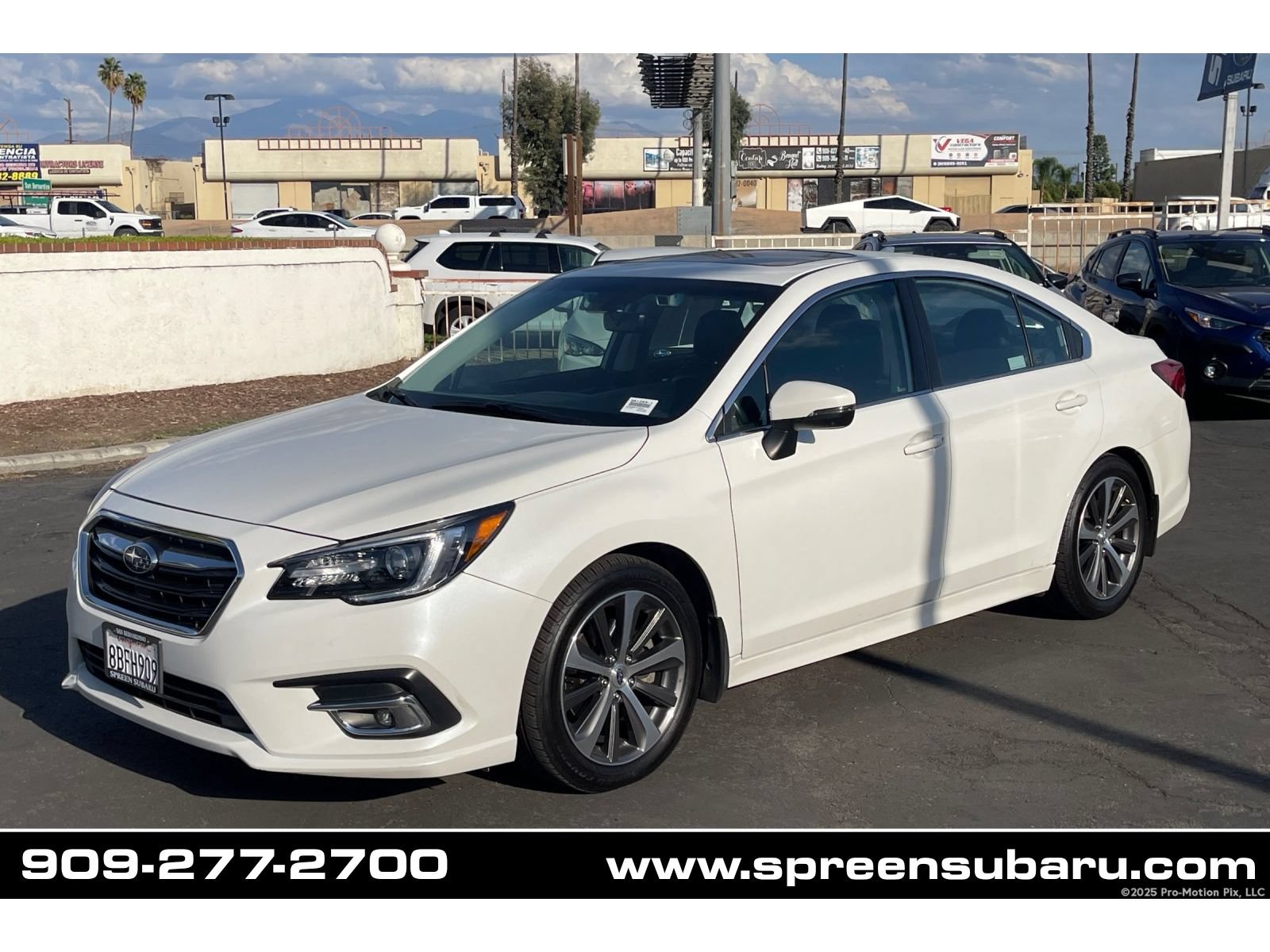 Used 2018 Subaru Legacy 3.6R Limited AWD/4WD image 1
