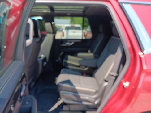 New 2026 GMC Yukon Elevation w/ Elevation Premium Package AWD/4WD image 7