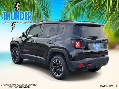 Certified 2023 Jeep Renegade Trailhawk AWD/4WD image 3