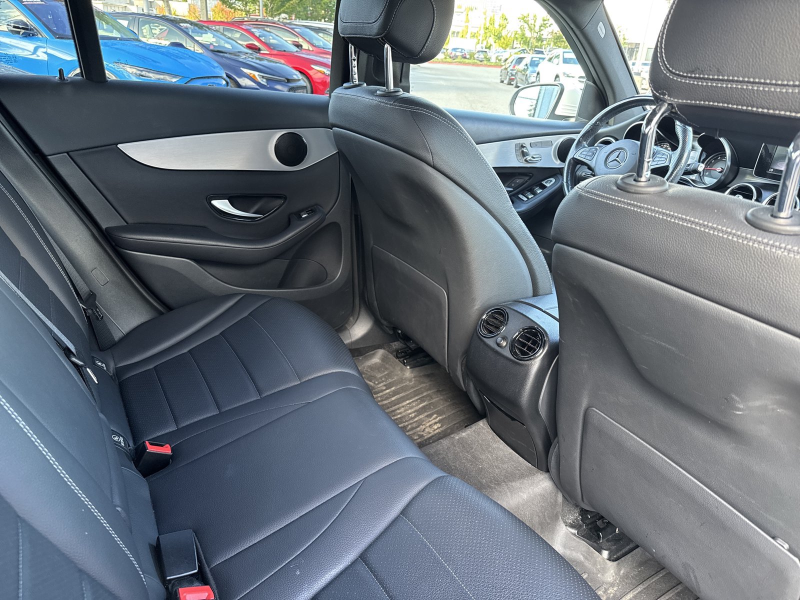 Used 2019 Mercedes-Benz GLC 300 4MATIC image 16