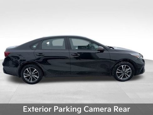 Used 2023 Kia Forte LXS w/ LXS Technology Package image 11