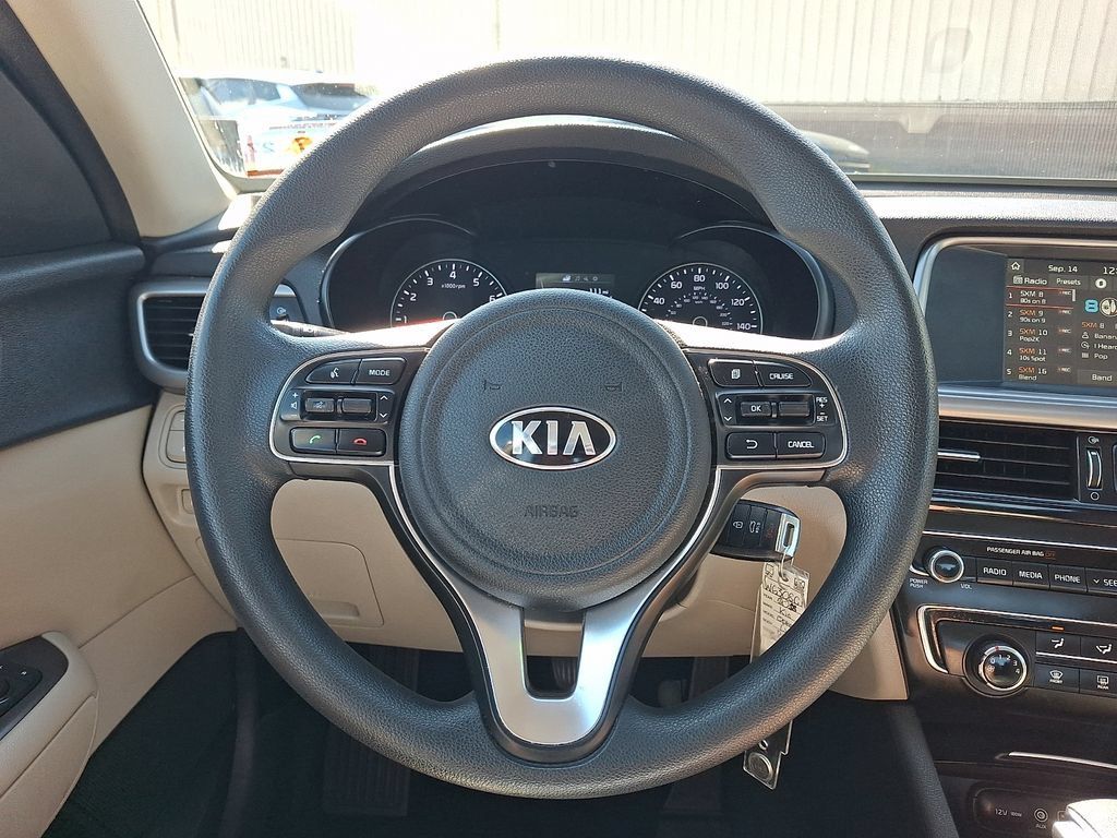 Used 2018 Kia Optima LX w/ 17" Alloy Wheels Package FWD image 20
