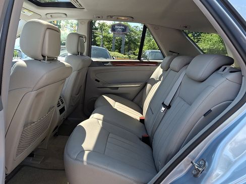 Used 2007 Mercedes-Benz ML 350 4MATIC image 10