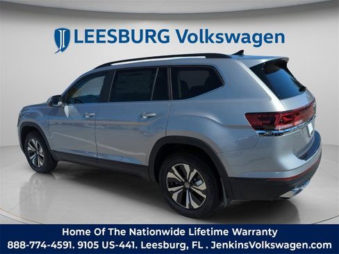 New 2026 Volkswagen Atlas SE image 9