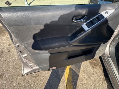Used 2010 Nissan Murano SL w/ Premium Pkg image 11