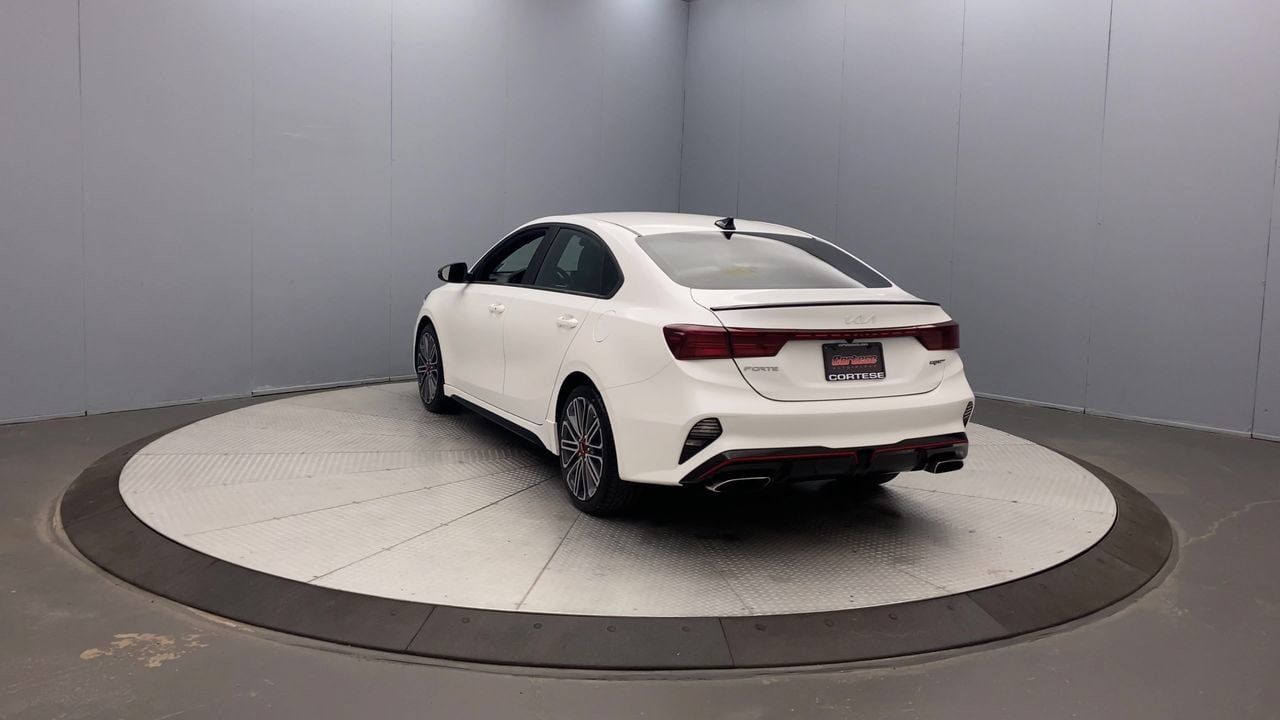 Used 2023 Kia Forte GT FWD image 3