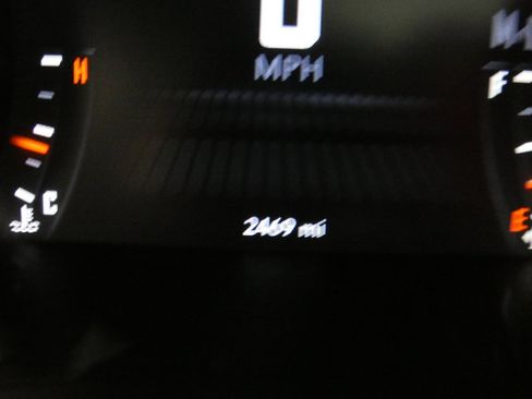 Used 2023 Dodge Challenger SXT w/ Plus Package image 10