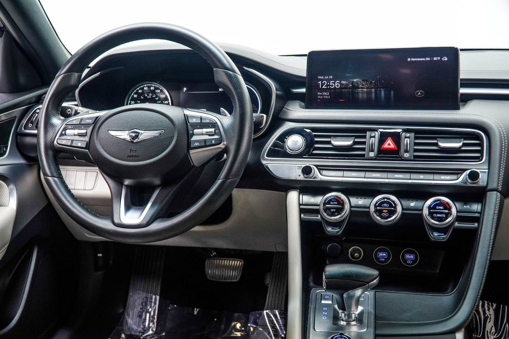 Used 2023 Genesis G70 3.3T RWD image 22