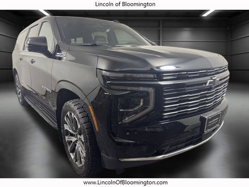 Used 2026 Chevrolet Suburban High Country w/ Sun And Tow Package AWD/4WD image 10