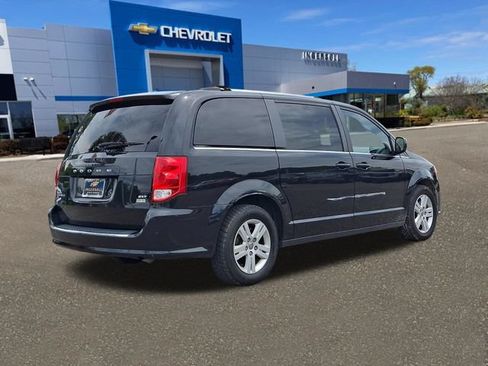 Used 2019 Dodge Grand Caravan SXT FWD image 24