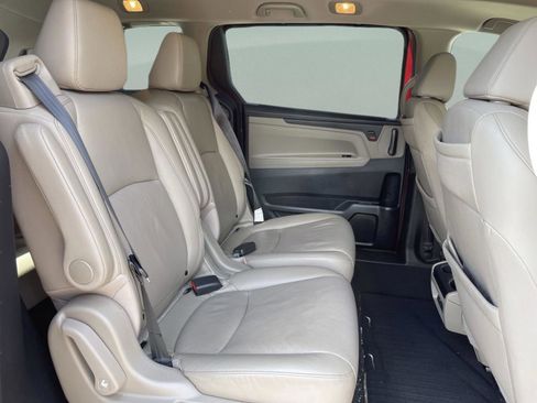 Certified 2024 Honda Odyssey Touring image 15