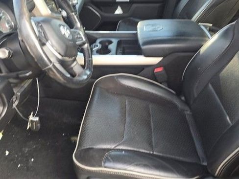 Used 2019 RAM 1500 Laramie image 7