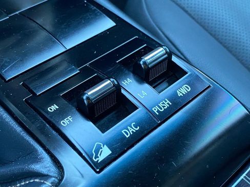 Used 2021 Lexus GX 460 Premium image 19