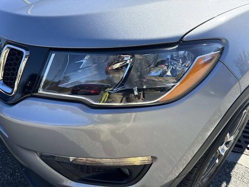 Used 2020 Jeep Compass Latitude image 10