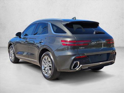 Used 2025 Genesis GV70 2.5T image 9