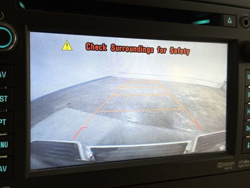 Used 2013 Chevrolet Avalanche LTZ AWD/4WD image 16