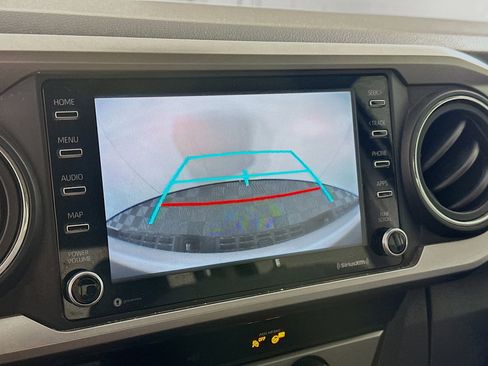 Used 2020 Toyota Tacoma SR5 image 23