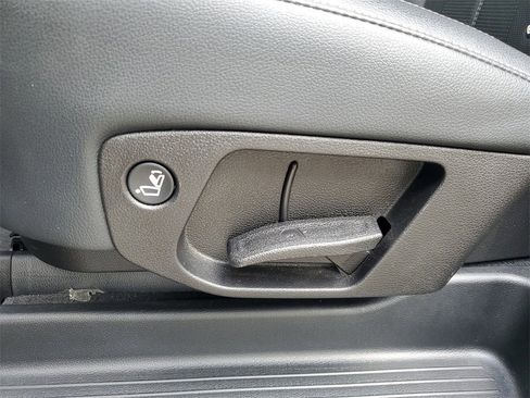 Certified 2022 Kia Telluride EX w/ EX Premium Package image 14