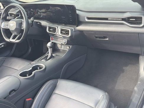Used 2025 Ford Mustang Premium RWD image 19
