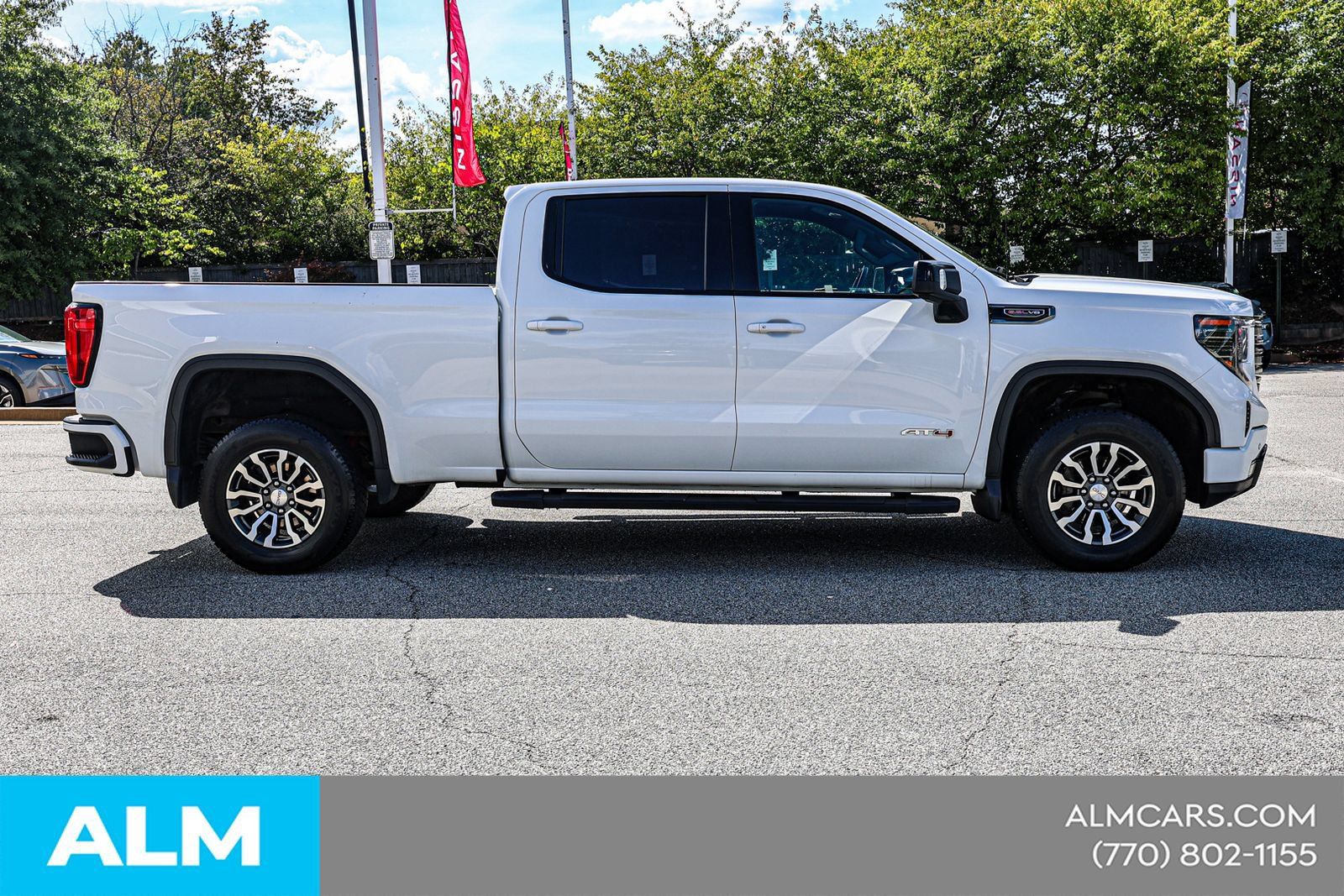 Used 2023 GMC Sierra 1500 AT4 w/ AT4 Preferred Package AWD/4WD image 10