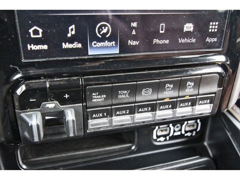 Used 2024 RAM 3500 Limited w/ Towing Technology Group AWD/4WD image 28