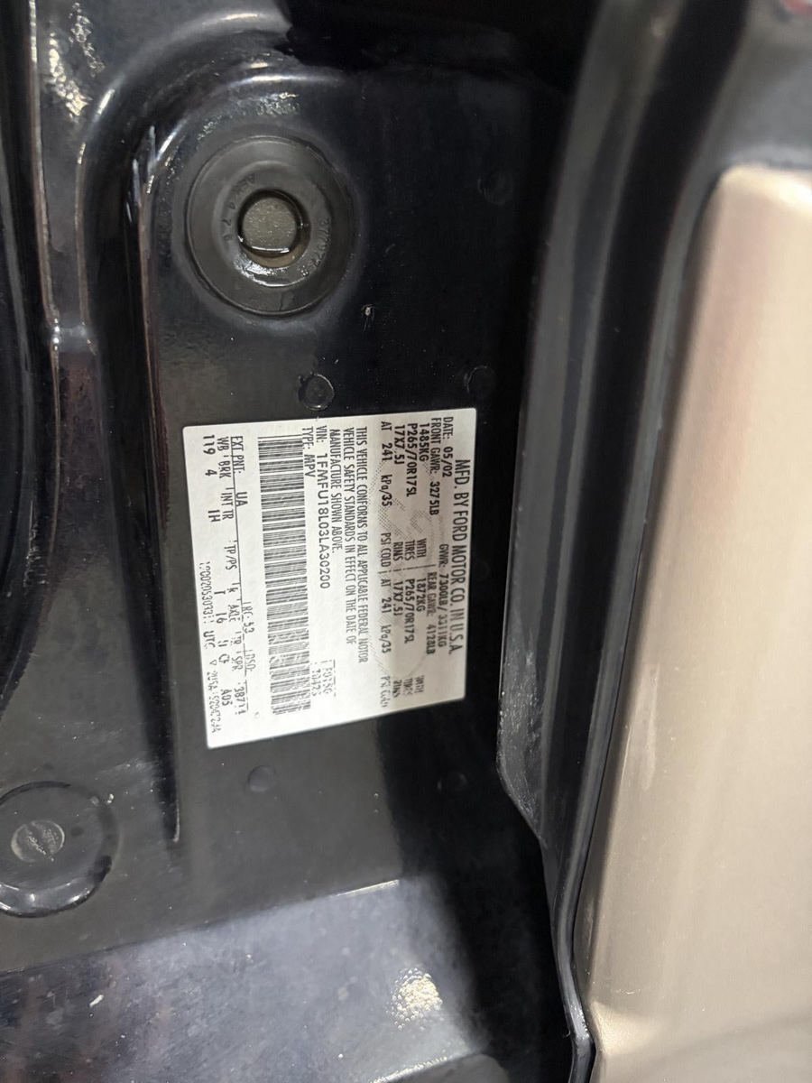 Used 2003 Ford Expedition Eddie Bauer AWD/4WD image 22