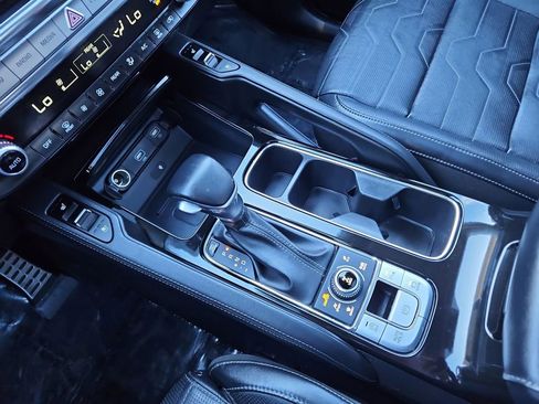 Used 2022 Kia Telluride SX w/ SX Prestige Package image 20