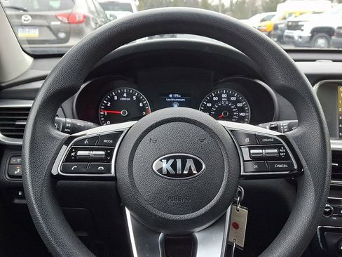Used 2020 Kia Optima LX image 17