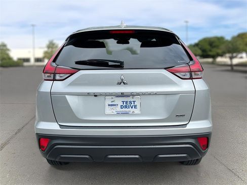 New 2025 Mitsubishi Eclipse Cross LE image 6
