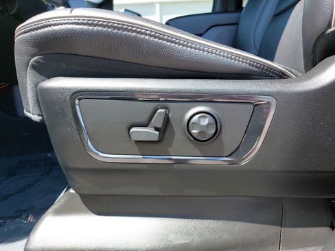Used 2023 RAM 1500 Limited w/ Trailer Tow Group AWD/4WD image 30