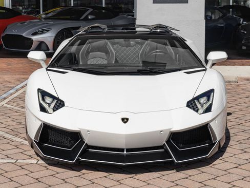 Used 2016 Lamborghini Aventador LP 700-4 AWD/4WD image 33