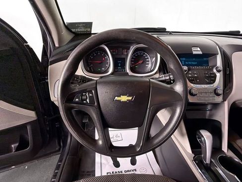 Used 2011 Chevrolet Equinox LT image 11