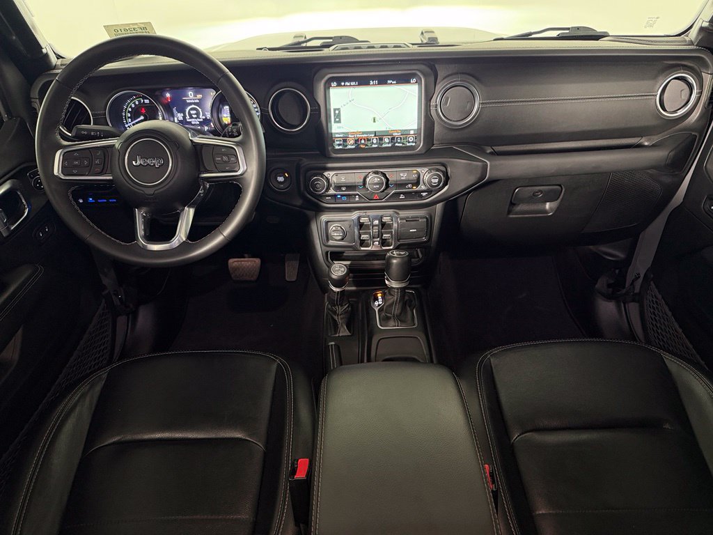 Used 2023 Jeep Wrangler Unlimited Sahara AWD/4WD image 14