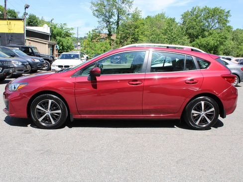 Used 2019 Subaru Impreza 2.0i Premium AWD/4WD image 12
