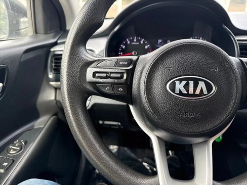 Used 2020 Kia Rio LX FWD image 17