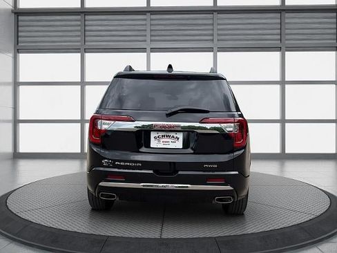Used 2022 GMC Acadia Denali w/ LPO, Floor Liner Package AWD/4WD image 5