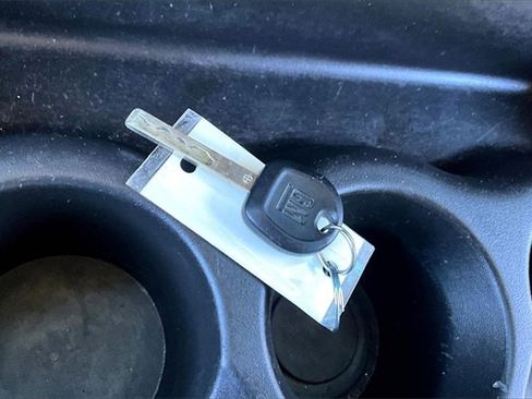 Used 2020 Chevrolet Express 3500 LS image 10