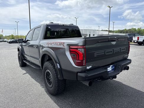Used 2025 Ford F150 Raptor AWD/4WD image 5