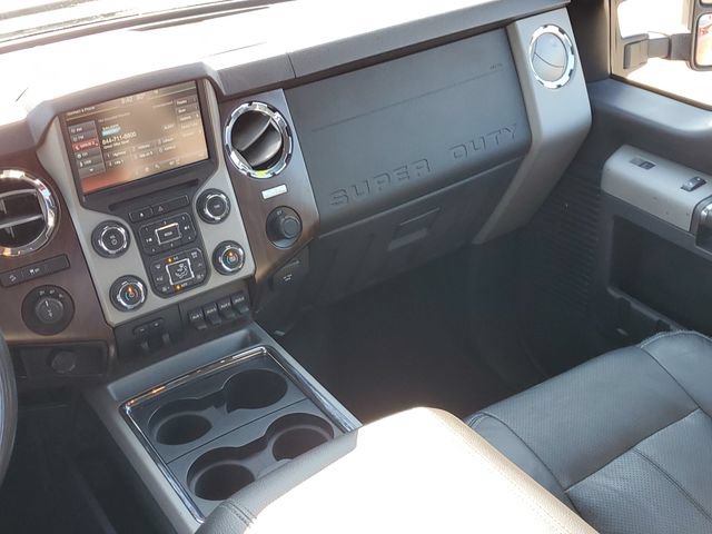 Used 2015 Ford F250 Lariat w/ Chrome Package AWD/4WD image 28