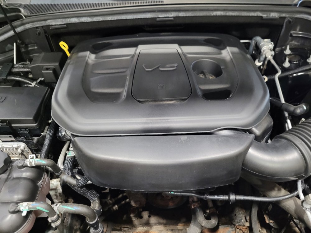 Used 2021 Jeep Grand Cherokee Laredo AWD/4WD image 30