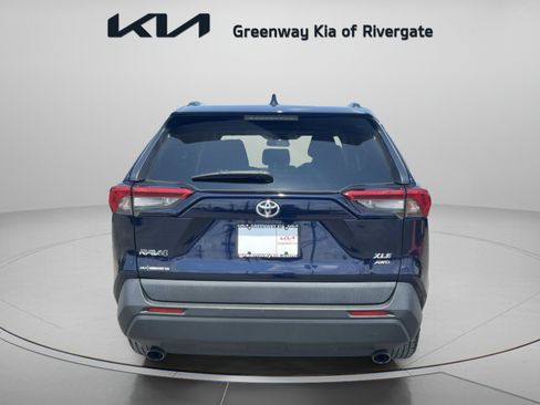 Used 2020 Toyota RAV4 XLE w/ Convenience Package AWD/4WD image 6