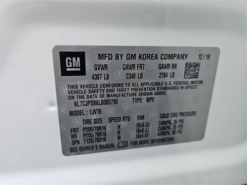 Used 2020 Chevrolet Trax LT w/ LT Convenience Package image 32