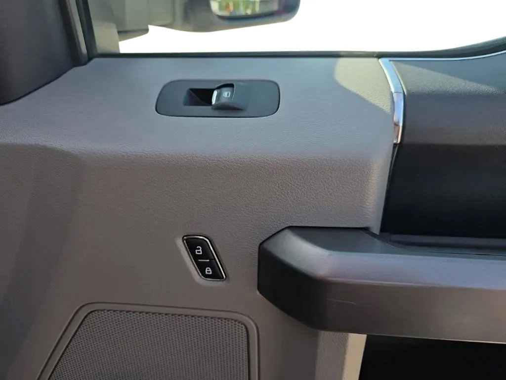 Used 2021 Ford F250 XLT AWD/4WD image 21