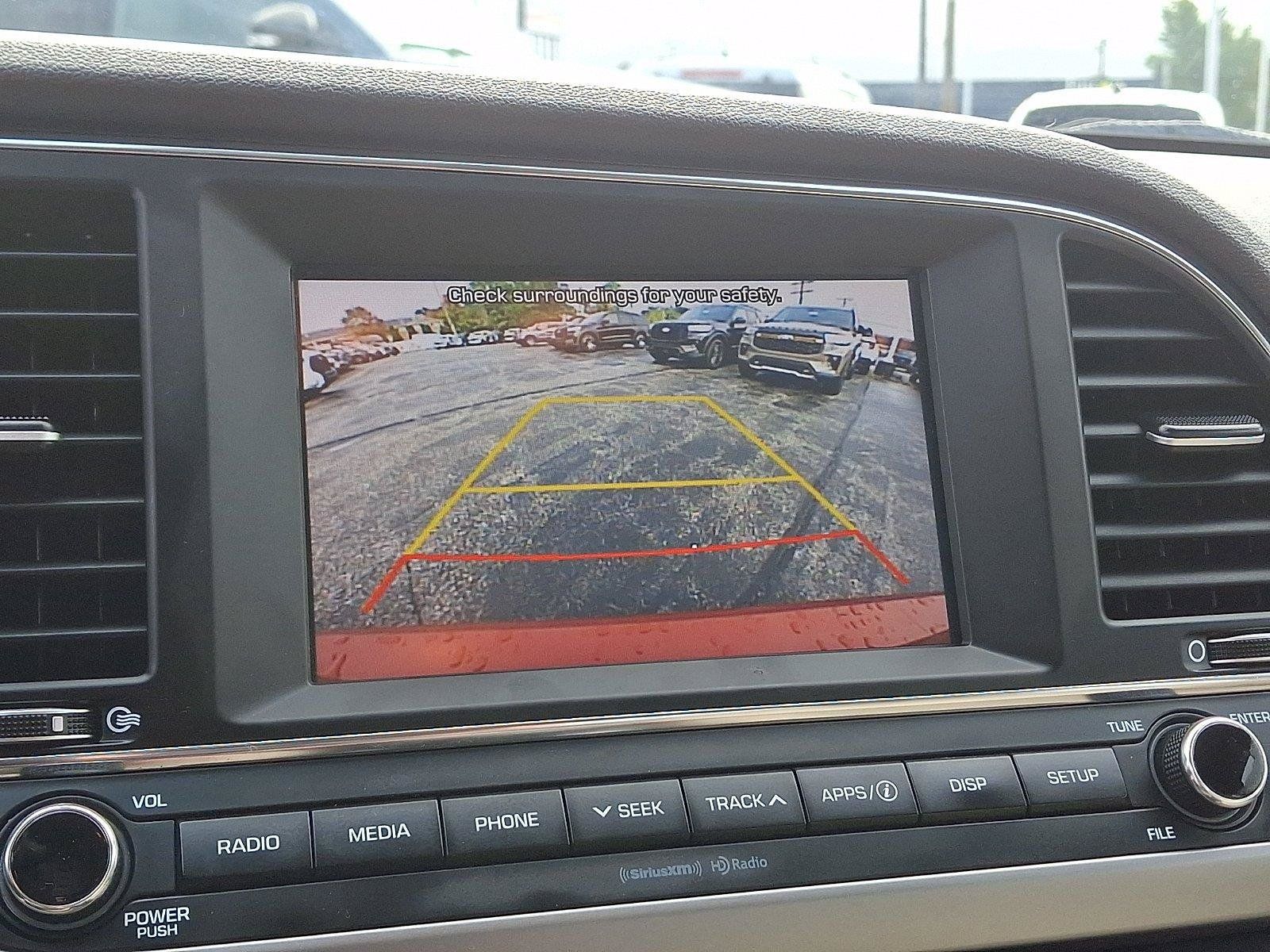 Used 2017 Hyundai Elantra SE FWD image 19