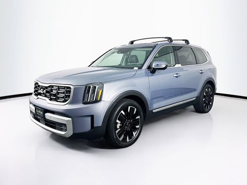 Used 2024 Kia Telluride SX AWD/4WD image 3